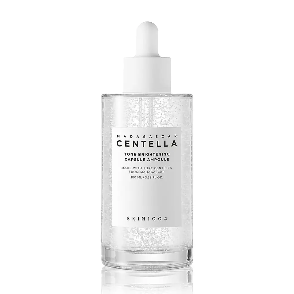 Madagascar Centella Tone Brightening Capsule Ampoule (SKIN1004) - 50ml Serum calmante y aclarante con 77% centella y 4% niacinamida 18