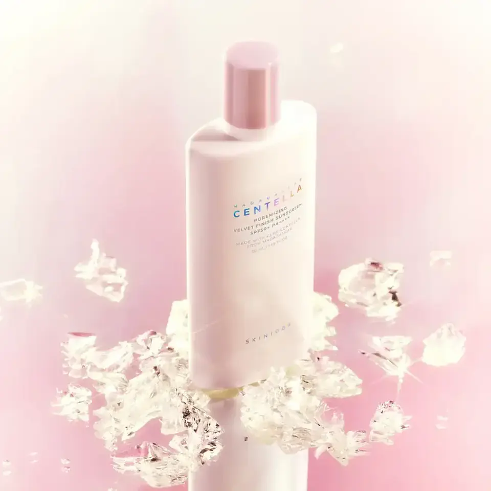 Madagascar Centella Poremizing Velvet Finish Sunscreen (SKIN1004) - 50ml Protector solar efecto terciopelo 4