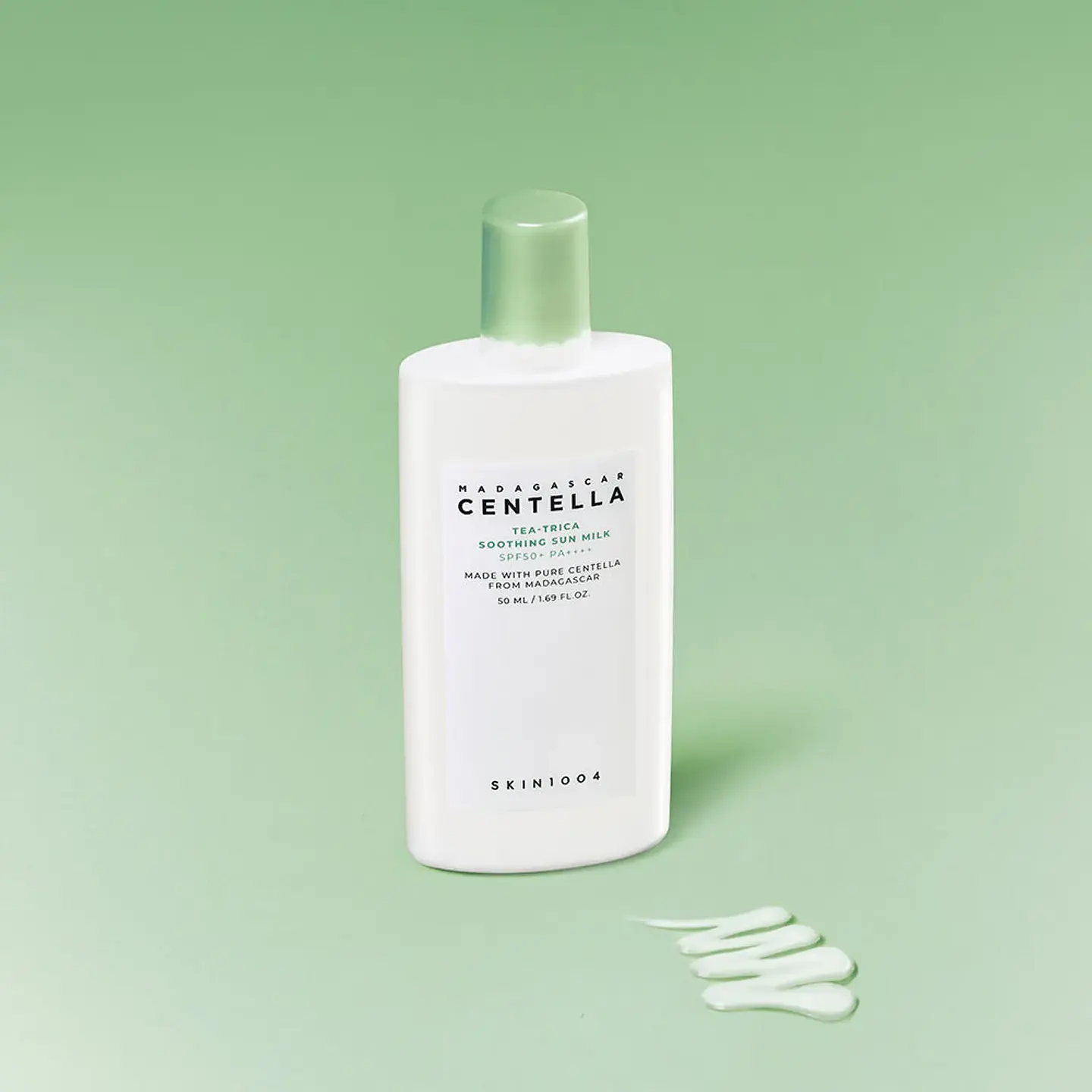 Madagascar Centella Tea-Trica Soothing Sun Milk (SKIN1004) - Protector solar ligero con árbol de té para pieles mixtas y grasas 3