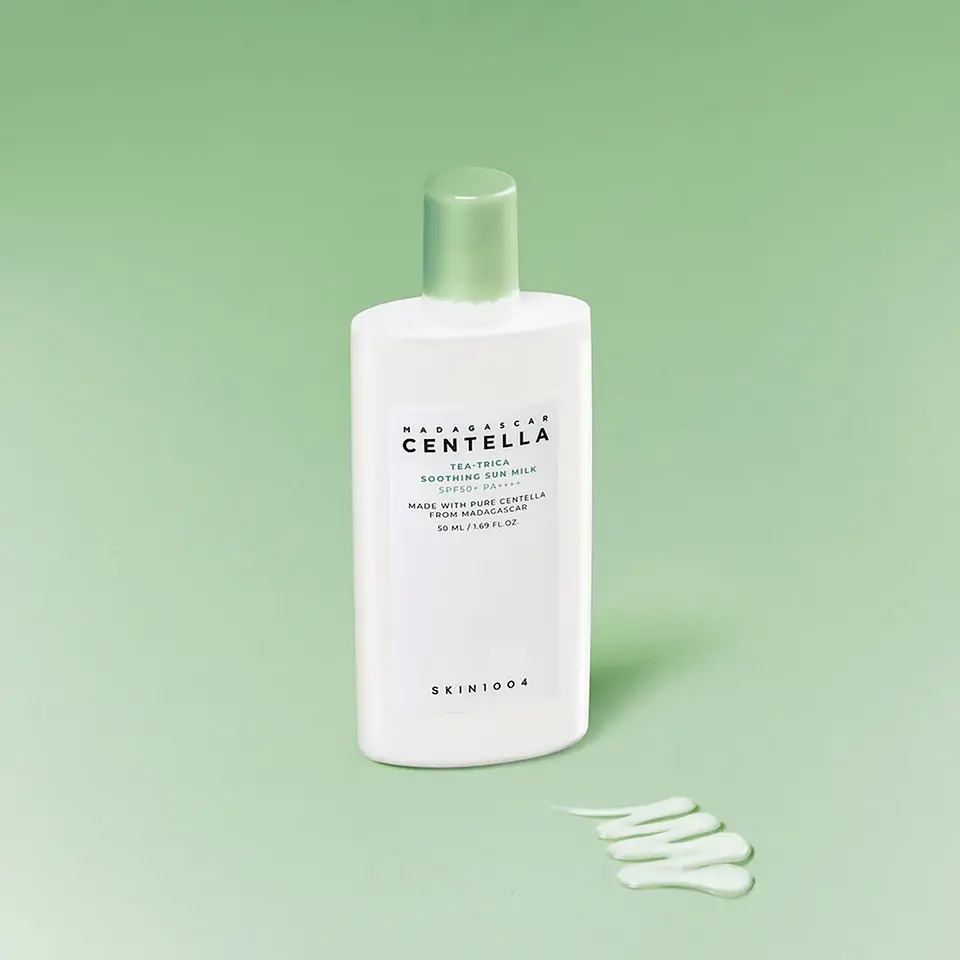 Madagascar Centella Tea-Trica Soothing Sun Milk (SKIN1004) - Protector solar ligero con árbol de té para pieles mixtas y grasas 3