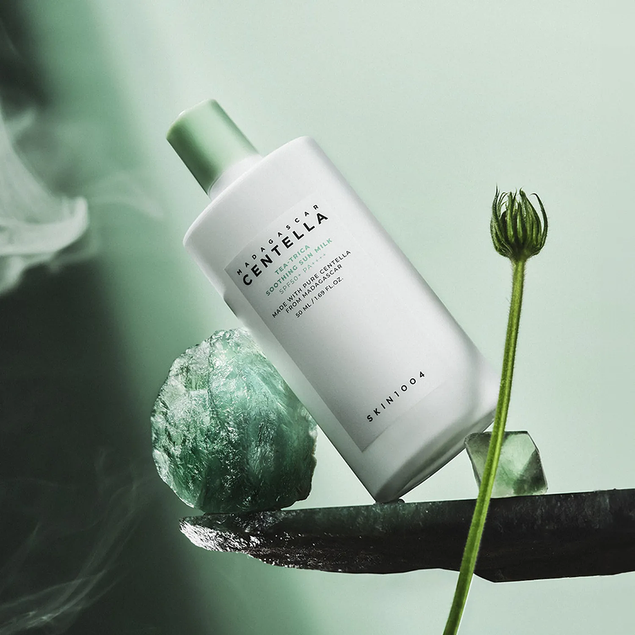 Madagascar Centella Tea-Trica Soothing Sun Milk (SKIN1004) - Protector solar ligero con árbol de té para pieles mixtas y grasas 9