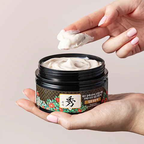 DlaeSoo Intensive Nourishing Pack (Daeng Gi Meo Ri) - 200ml 