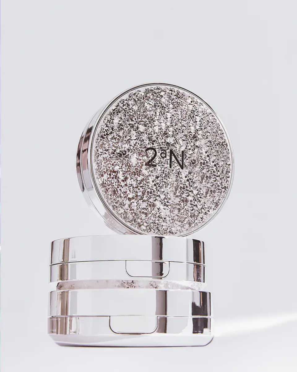 Gleaming Tension Pact (2aN) -13gr Base de maquilaje cushion alta cobertura 4