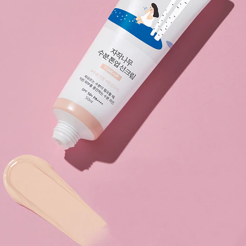 Birch Juice Moisturizing Tone-Up Sun Screen SPF 50+,PA++++ (Round Lab) - Protector solar aclarante
