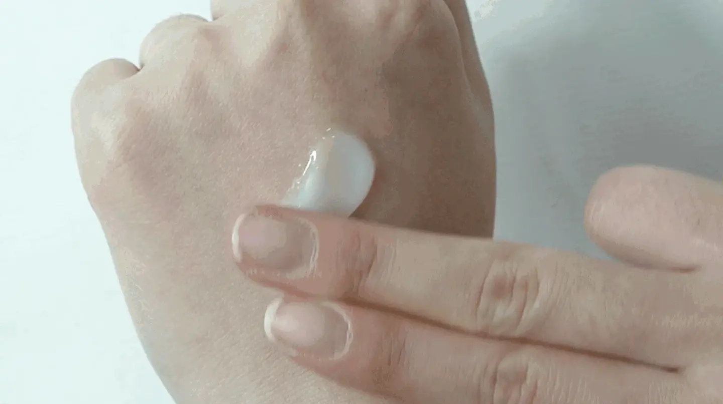 Tranexamic Acid Collagen Micro Spicule Cream (Wati for Skin)  - Crema aclarante y antiedad con colágeno, ácido tranexámico 2