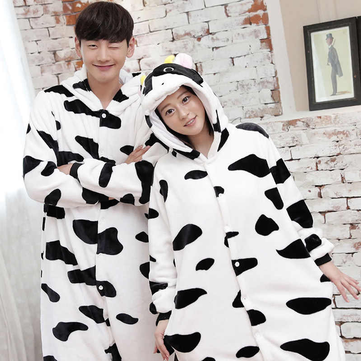 Reproducir tugurio Sobretodo Kigurumi (Pijama enterito) de Vaca