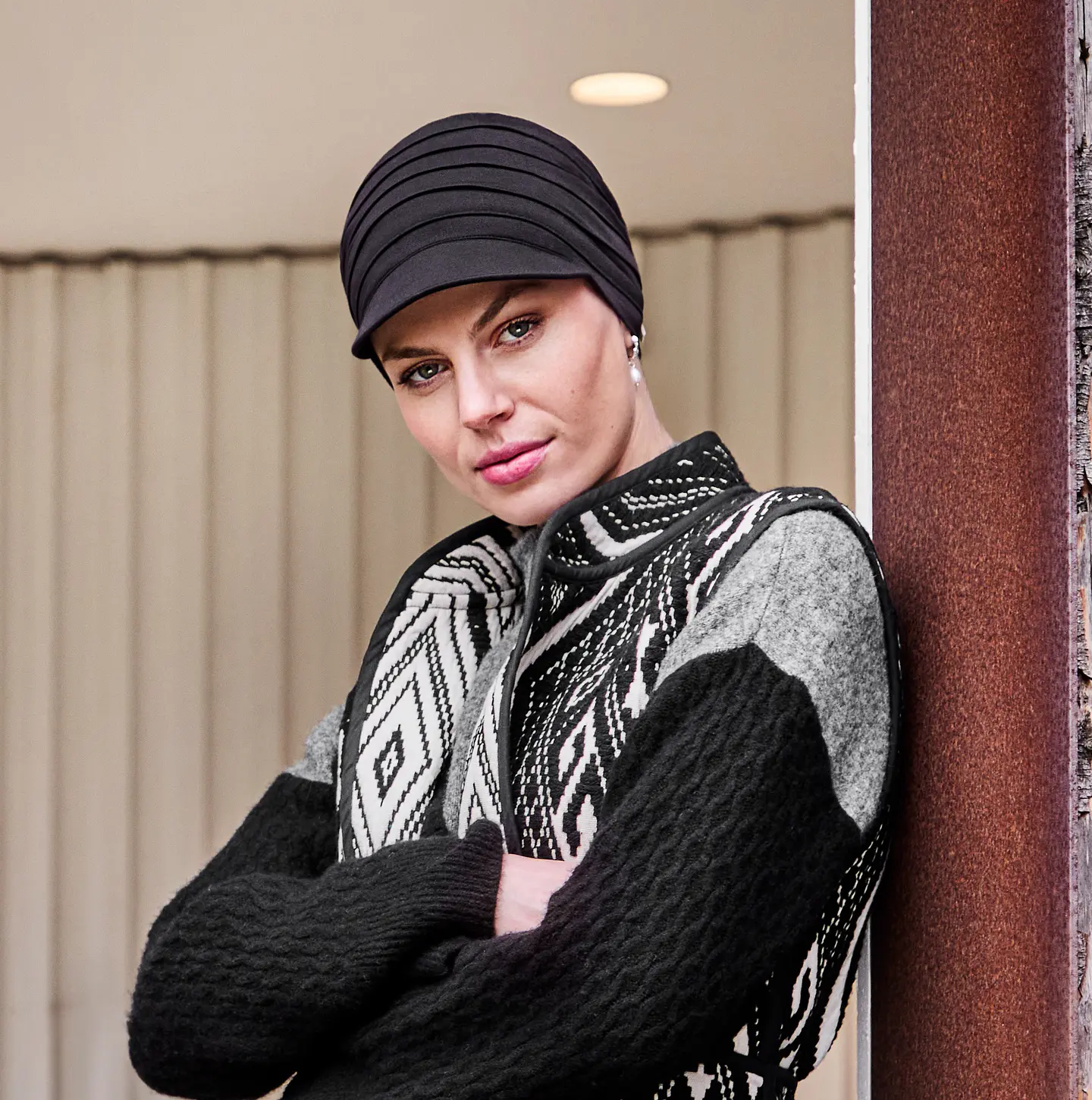 Yoga - visera Black 1