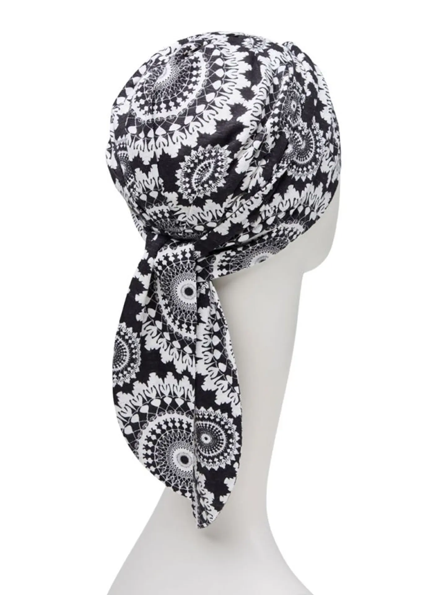 Beatriz lino, Blanco y Negro 3
