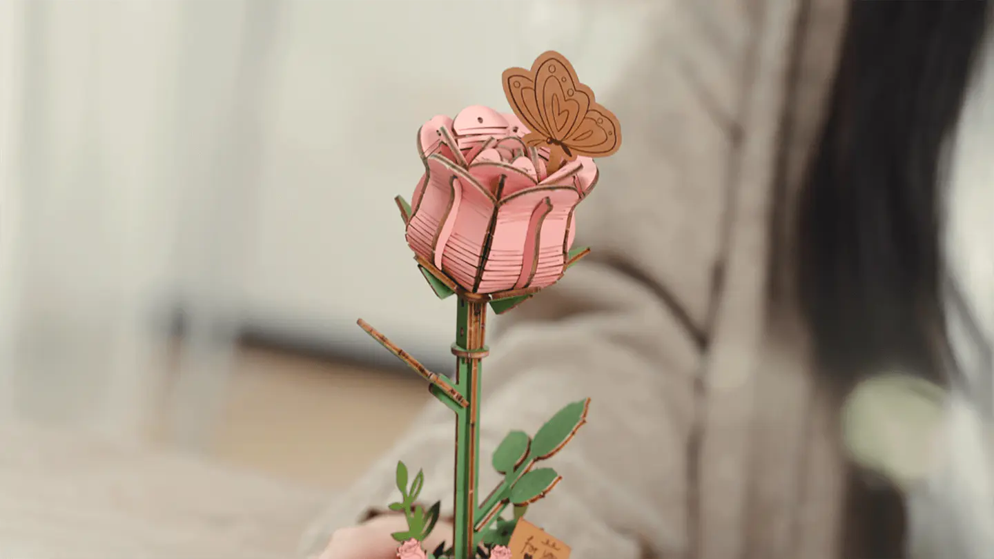 Flor Pink Rose de Madera Armable | Rowood 2