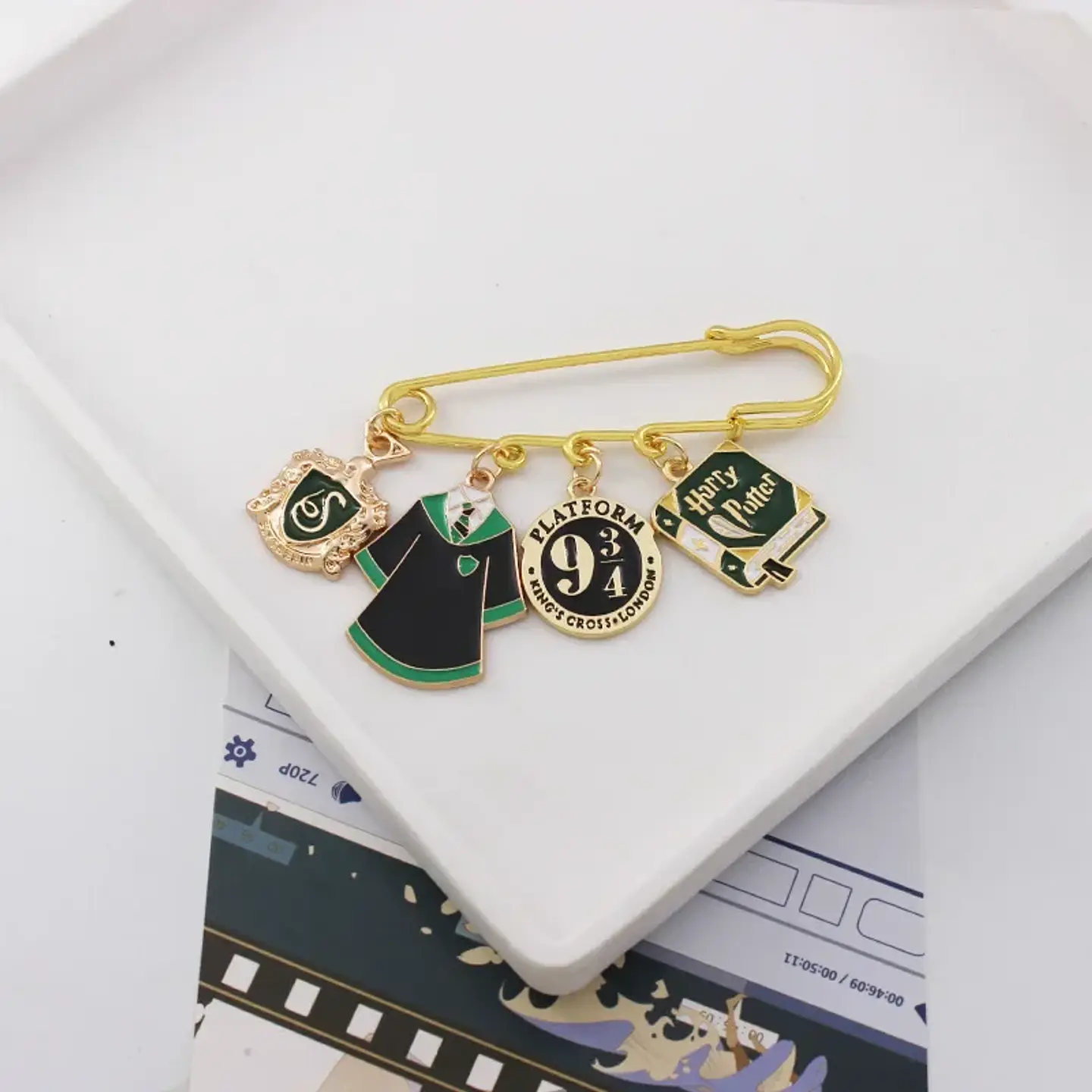 Broches Casas de Hogwarts | Harry Potter 4