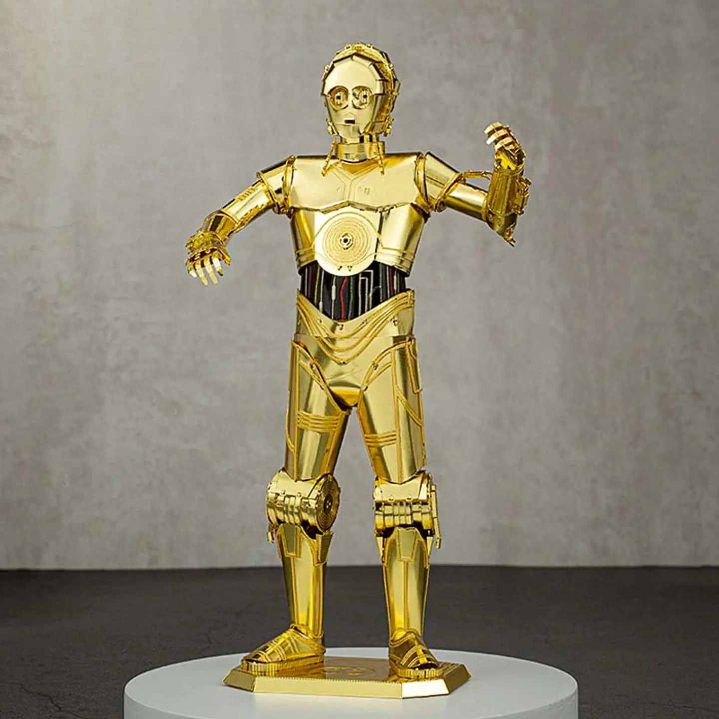 Star Wars - C-3PO - Metal Earth 3