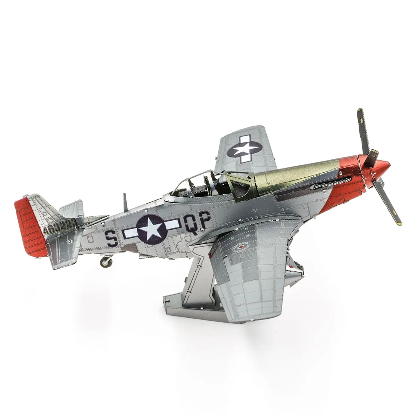 Avión Mustang P51D - Metal Earth 2