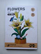 Flor Lily de Madera Armable | PlayfulMario - Miniatura 1