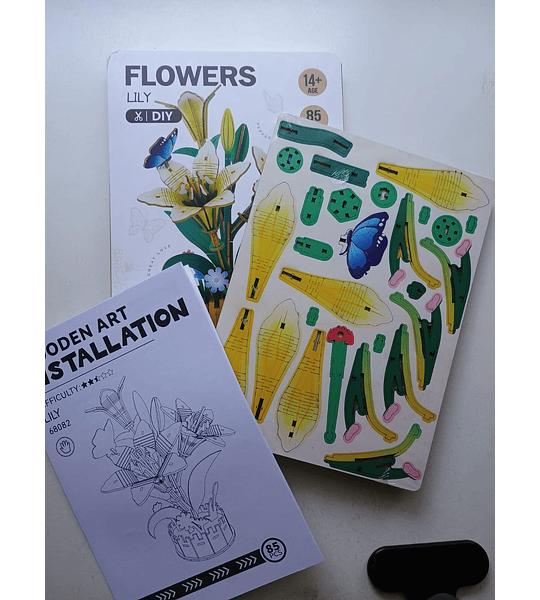 Flor de madera - Lily