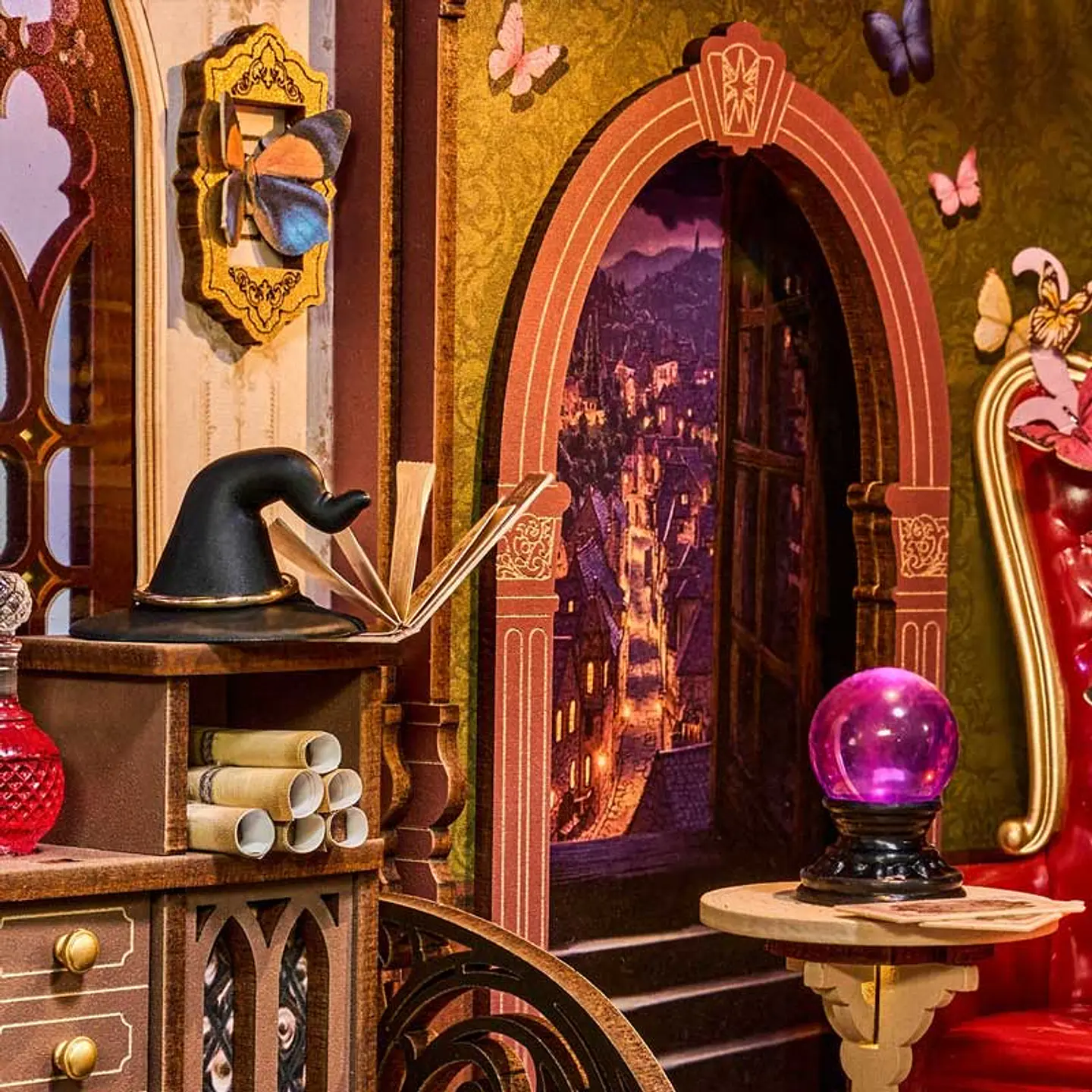 Separador de Libros Magic Fantasy Corner | Book Nook DIY con Luces LED 3