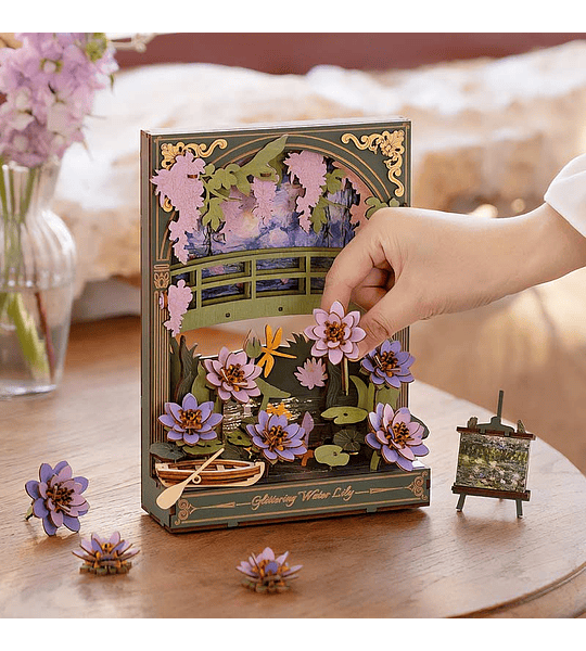 Glittering Water Lily - Rowood