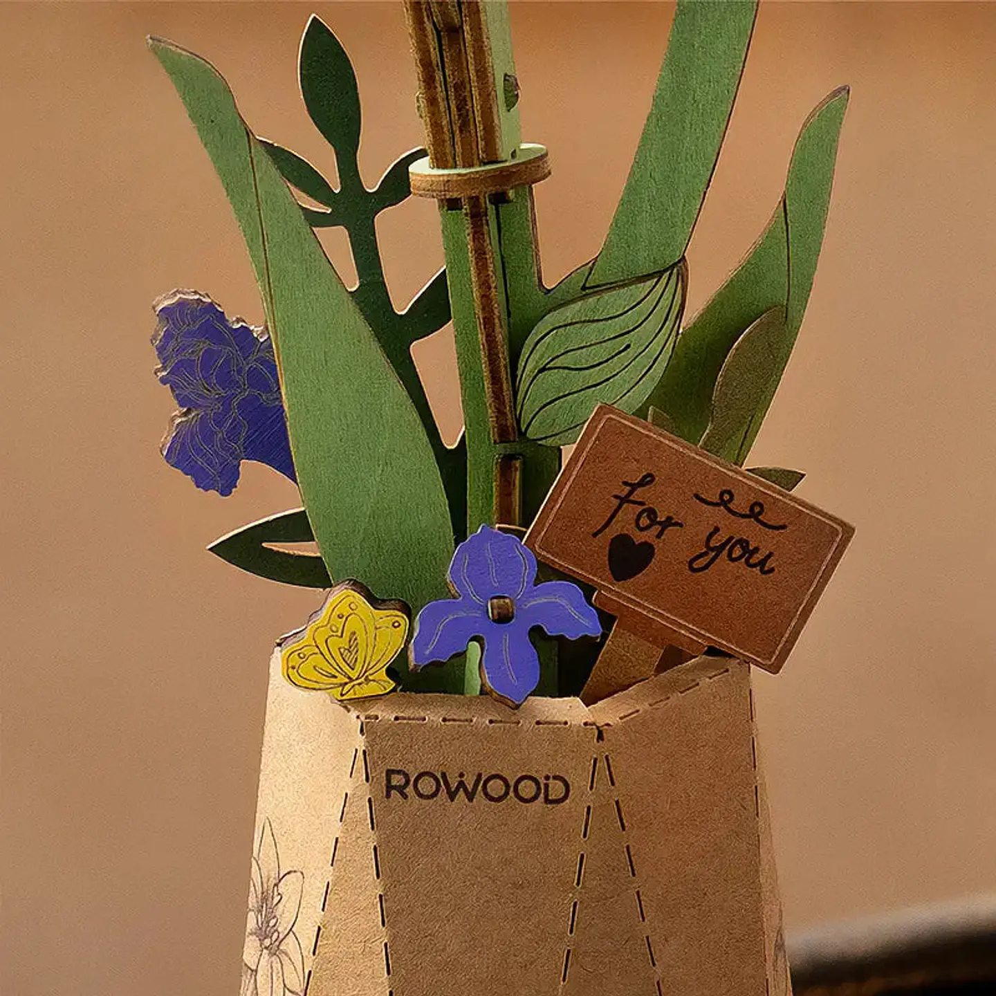 Flor Purple Iris de Madera Armable | Rowood 3