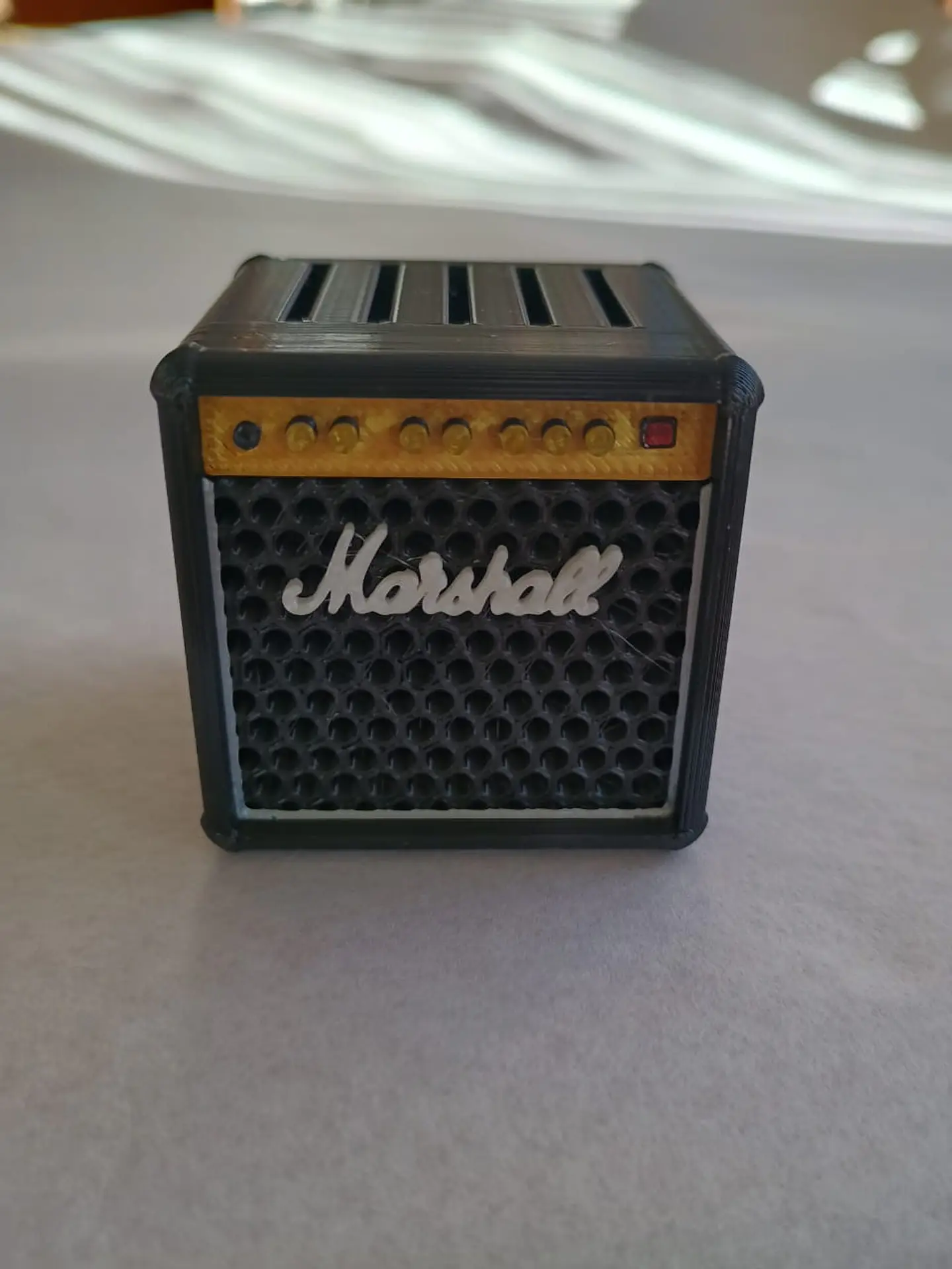 Portauñetas Marshall 2