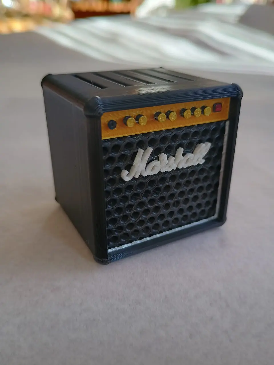 Portauñetas Marshall 3