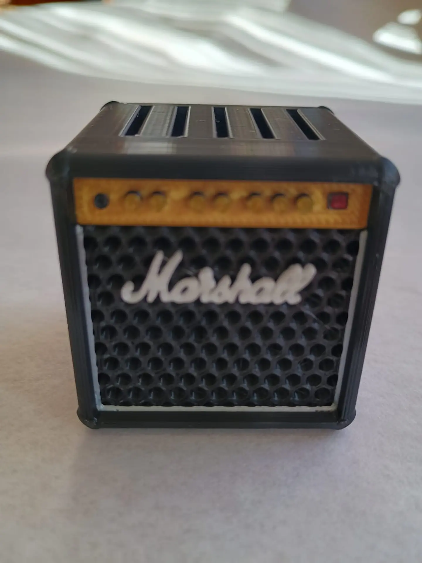 Portauñetas Marshall 4