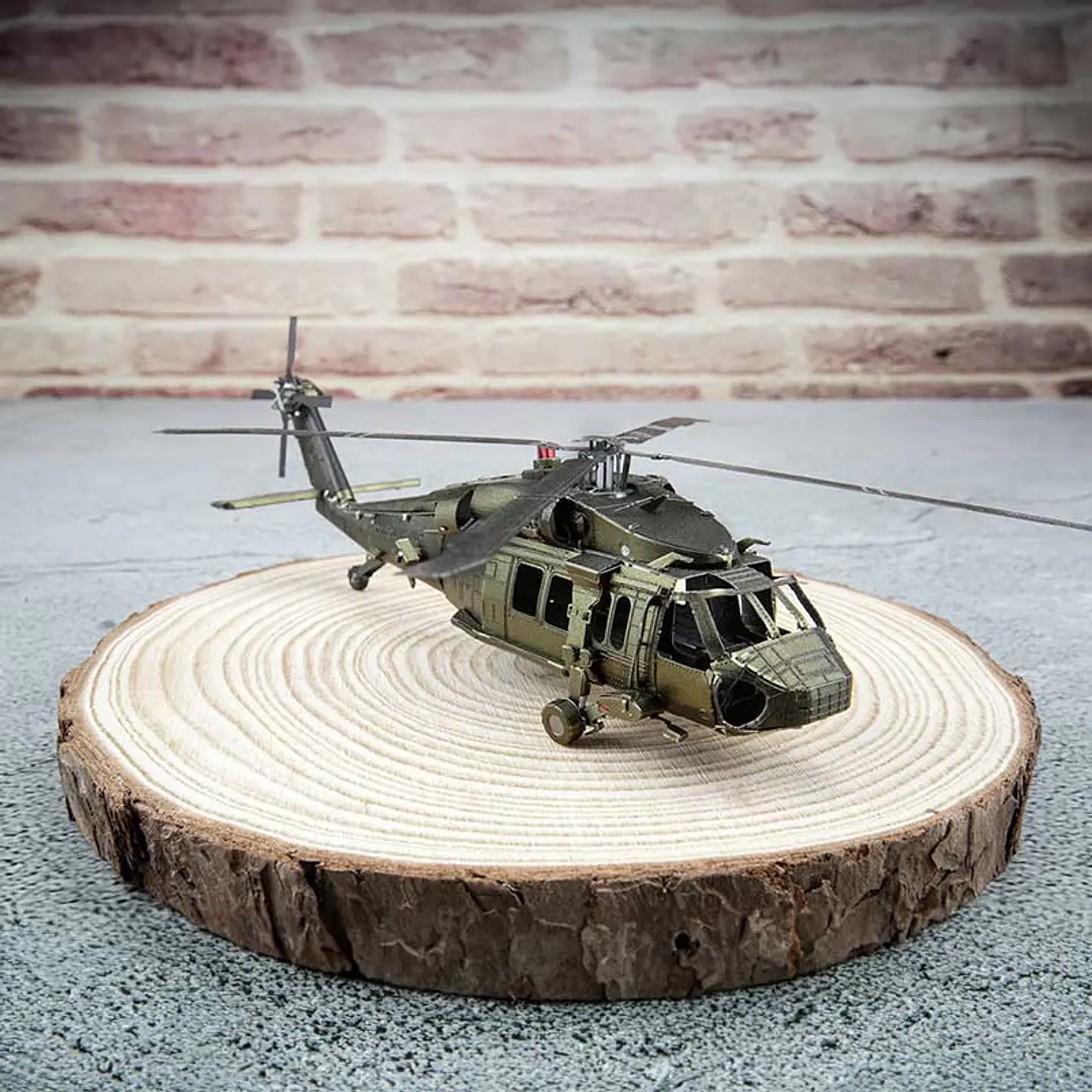 Black Hawk Helicóptero | Metal Earth 4