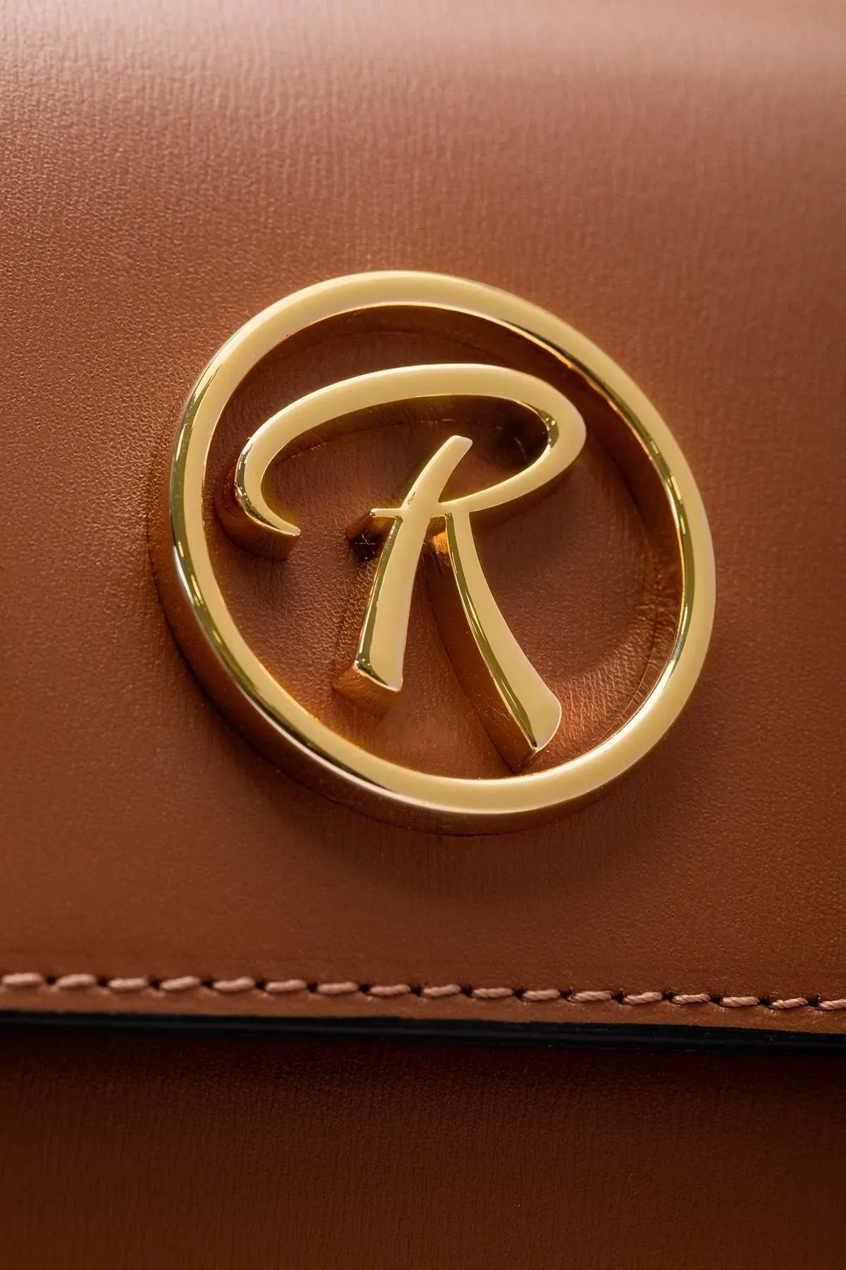 CARTERA CUERO RIVA 3