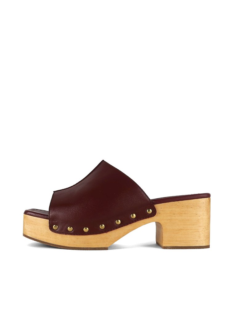 SANDALIA MARE - GUINDA 1