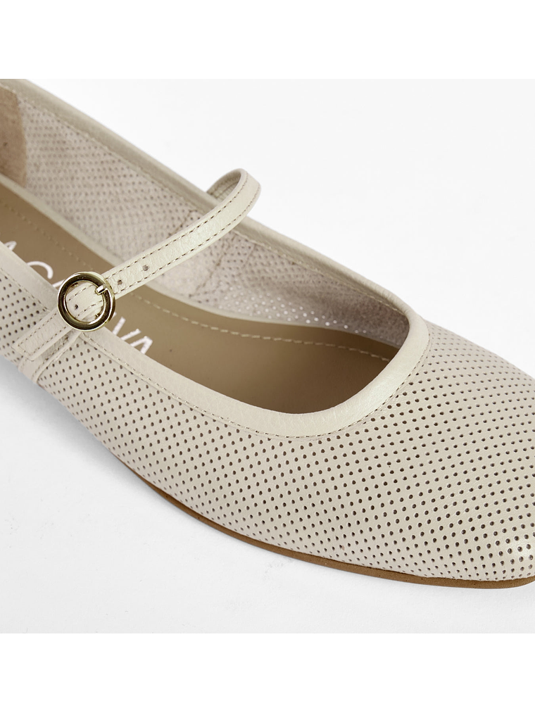 BALERINA MAURA - ICE 3