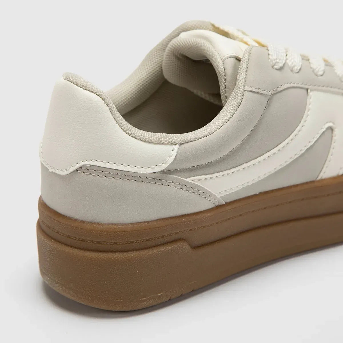 Compra 1 y llévate 2 | Zapatillas Urbanas Mujer Sybilla 4