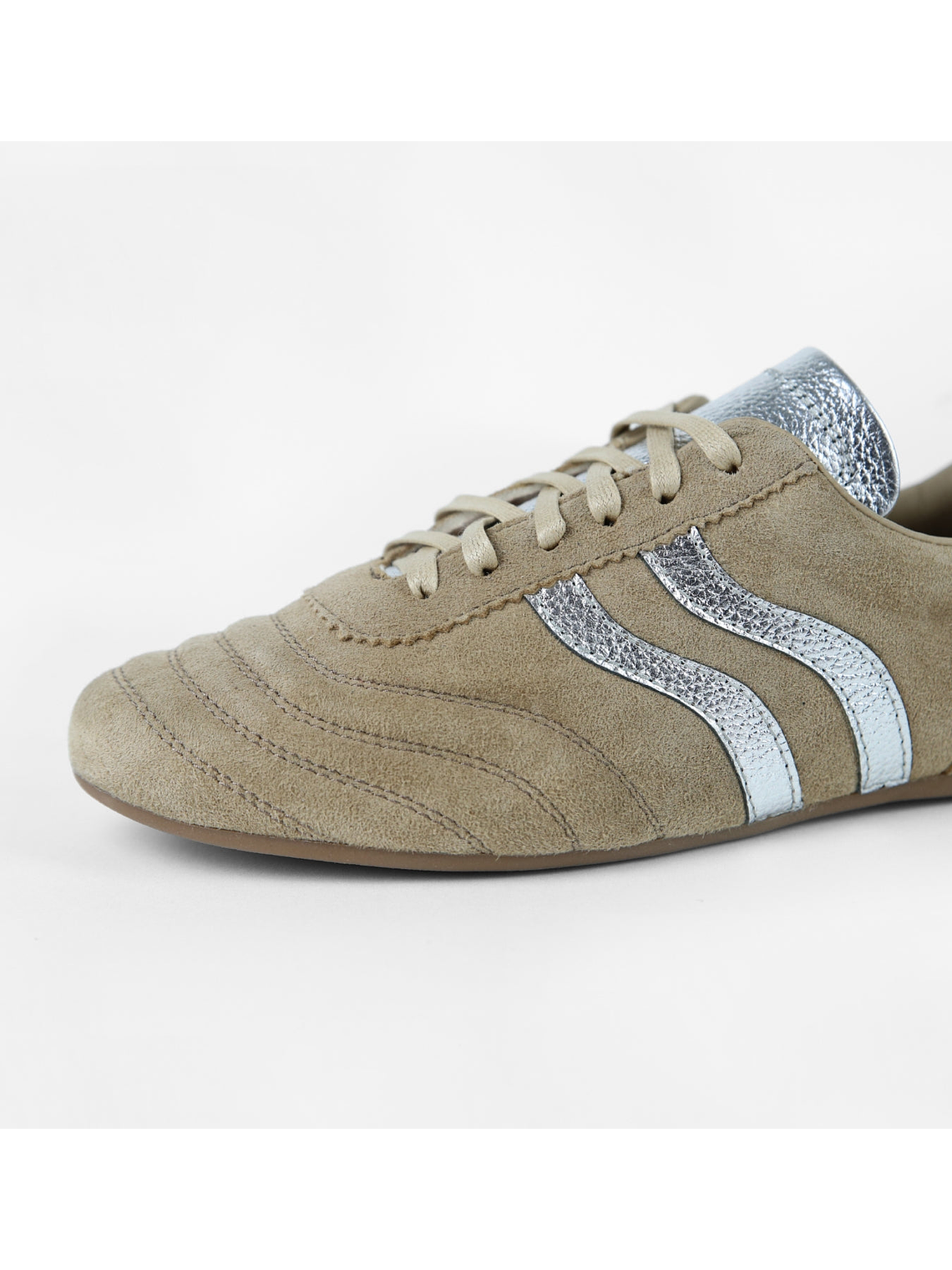 ZAPATILLA LEONA - AVELLANA 3