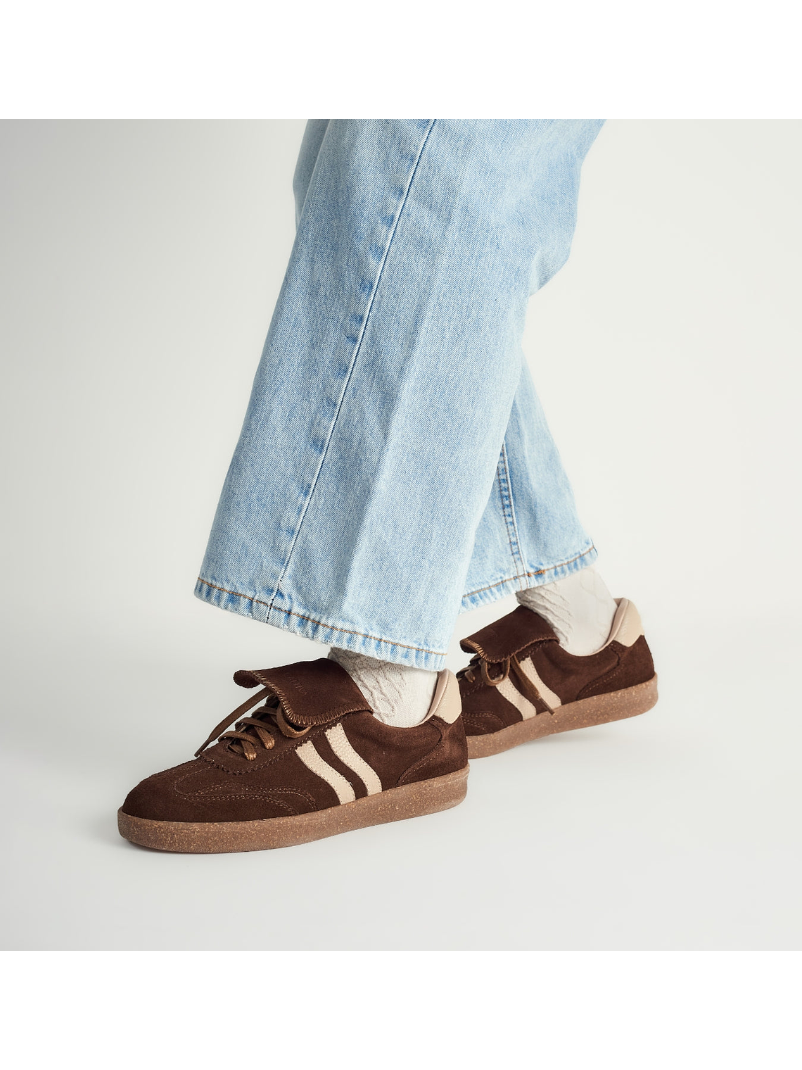 ZAPATILLA MISHA - MARRÓN 2