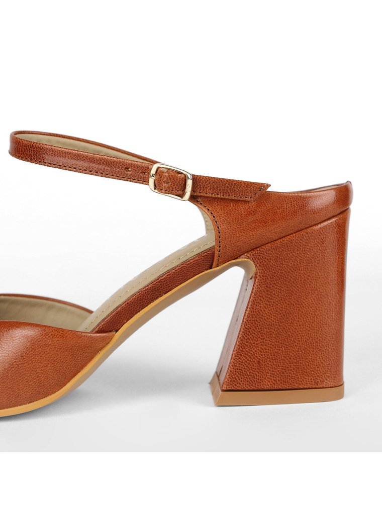 ZAPATO LINDA - CARAMELO 5