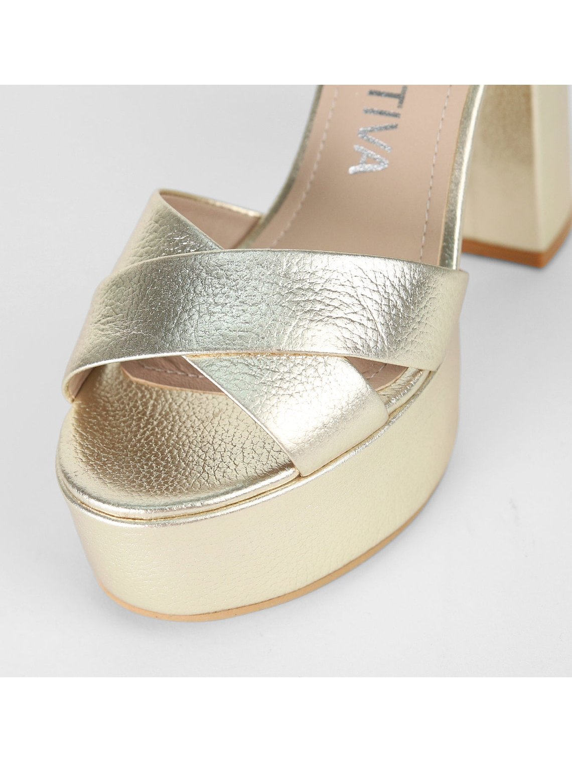 SANDALIA HELENA - ORO 3