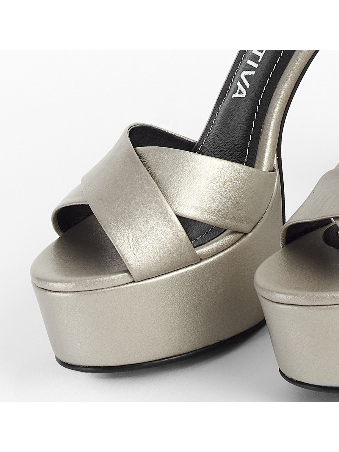 SANDALIA HELENA - PLATA 2