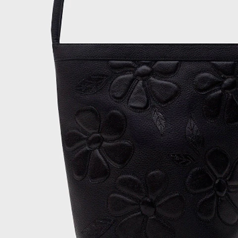 JANIA BUCKET BAG NEGRO