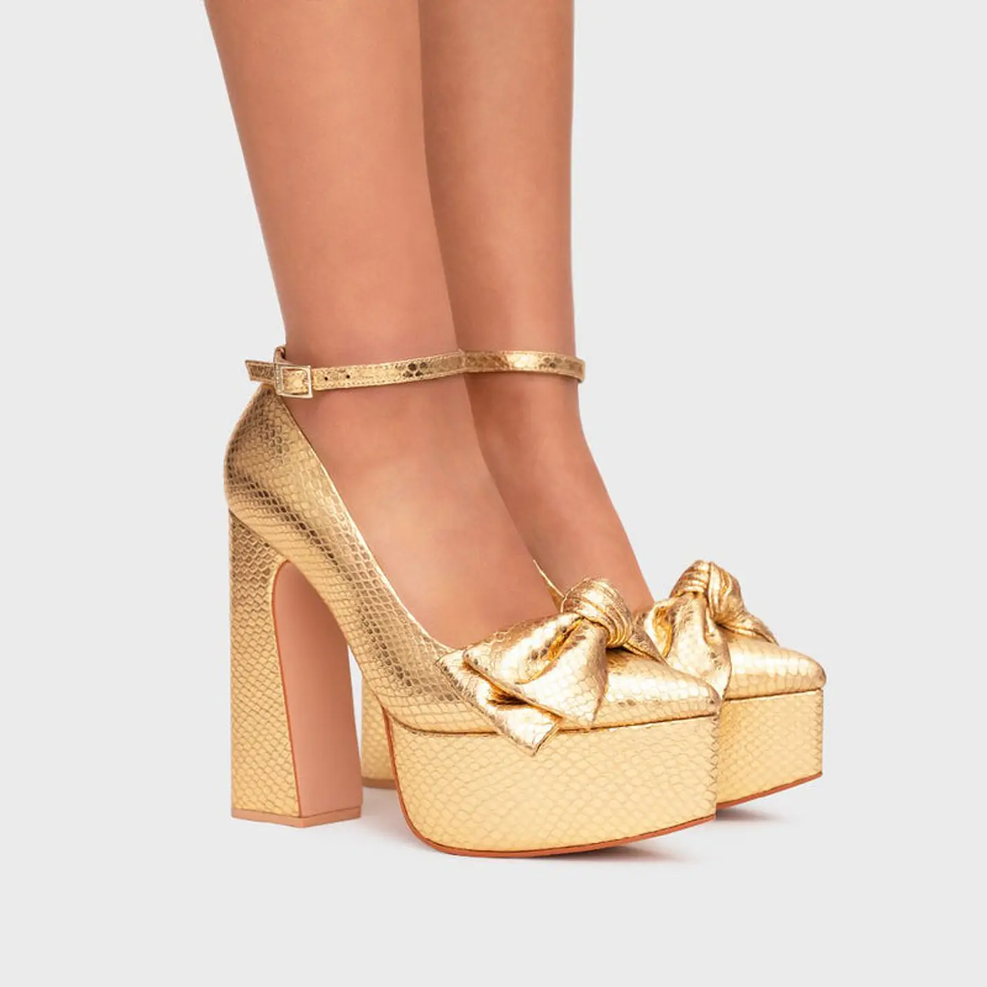 LUCKY GOLDEN PLATAFORMA ORO 2