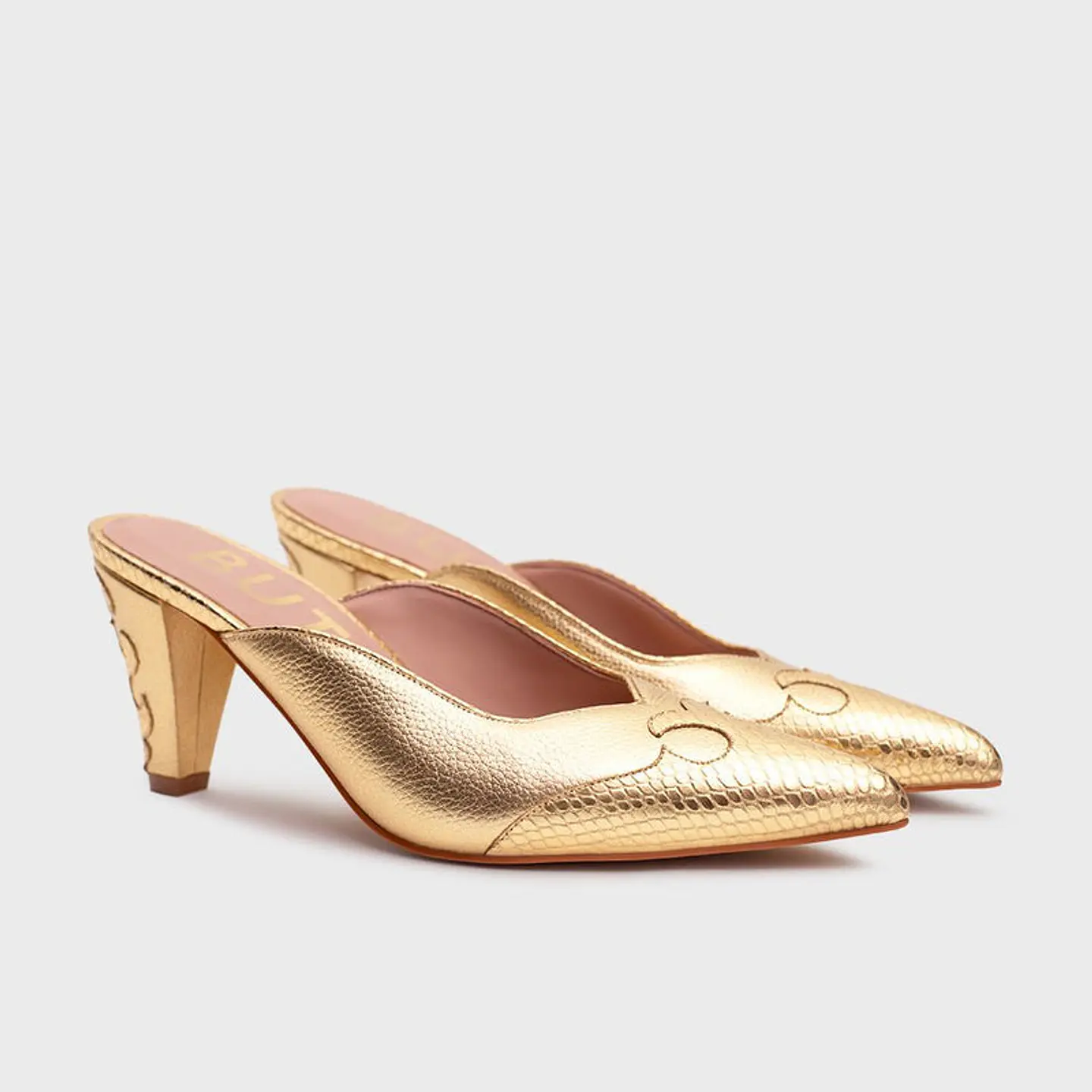 LUCKY MULE PUMP ORO 3