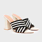 MARGARET PUMP HUESO NEGRO - Miniatura 3