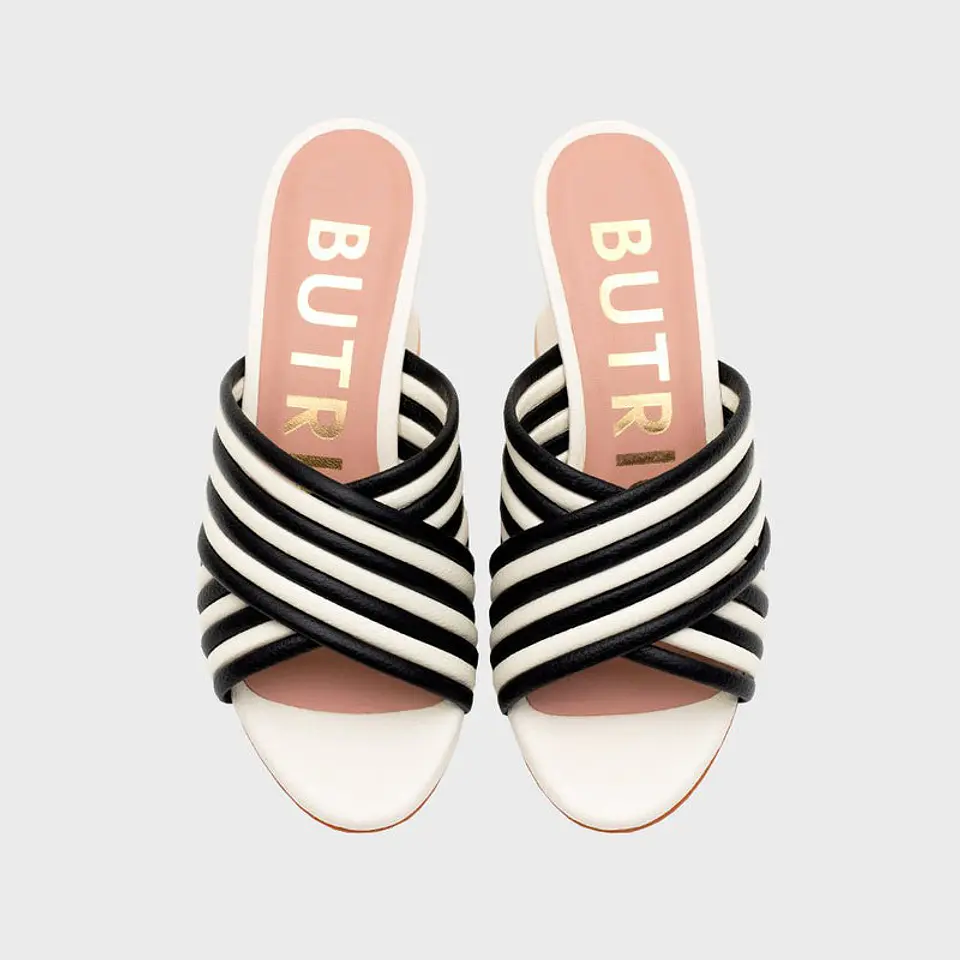 MARGARET SUMMER PUMP HUESO NEGRO 3