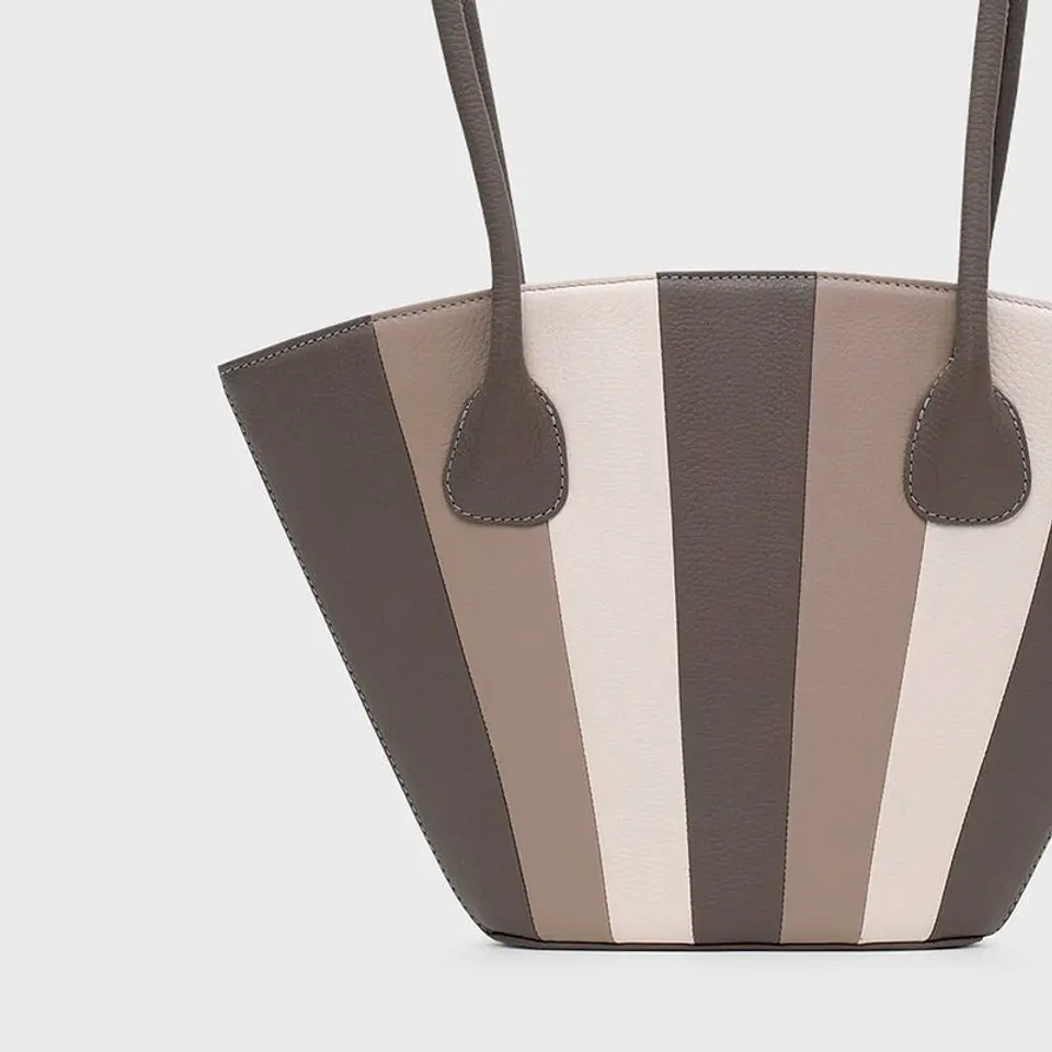 NABILA TRAPEZE BAG GRIS 3