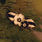 PRENDEDOR WILDWOOD HEARTS HUESO NEGRO - Miniatura 2