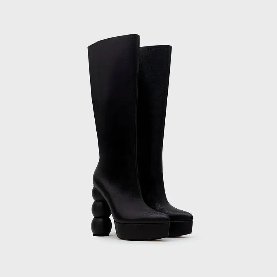 BOTA PLATAFORMA MALIA NEGRO 4