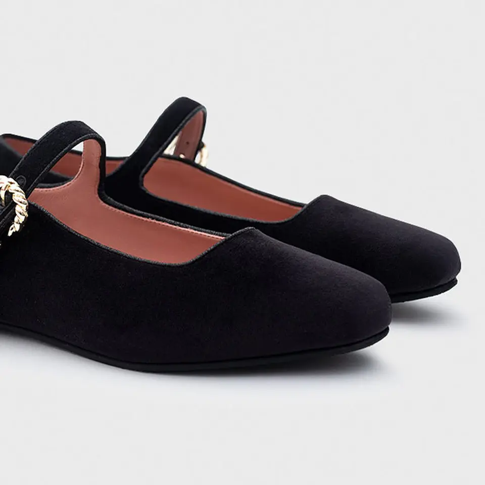 AURELIA FLAT NEGRO 2