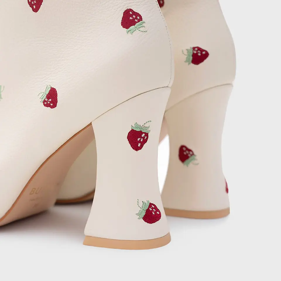 BOTÍN NINETTE STRAWBERRY HUESO 2