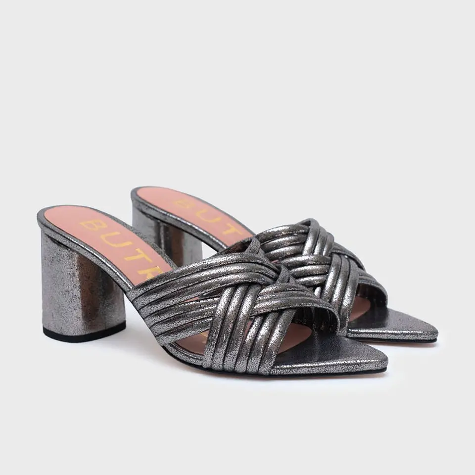 ALESSIA PUMP NEGRO PLATINO 3