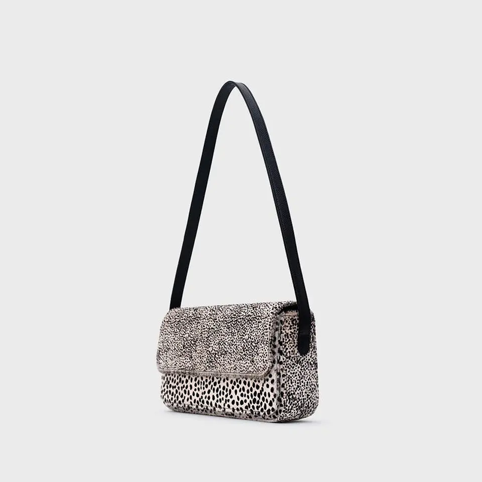 ANIKA FLAP BAG HUESO 3