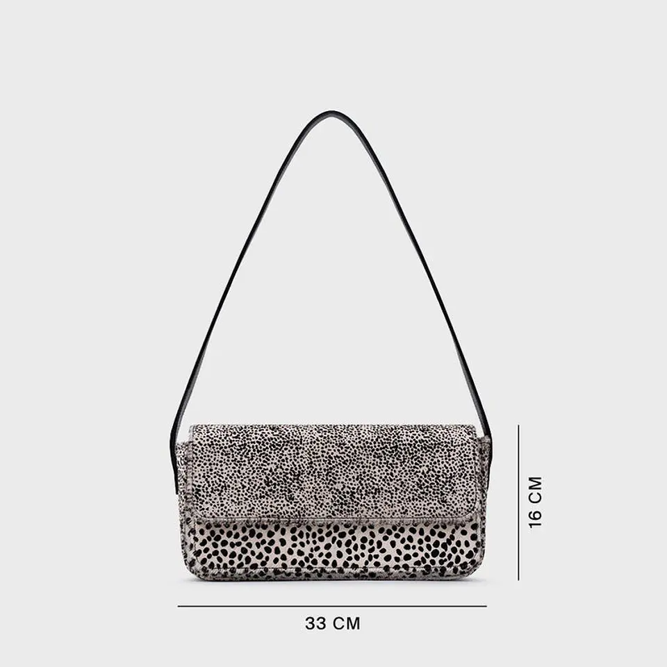 ANIKA FLAP BAG HUESO 5