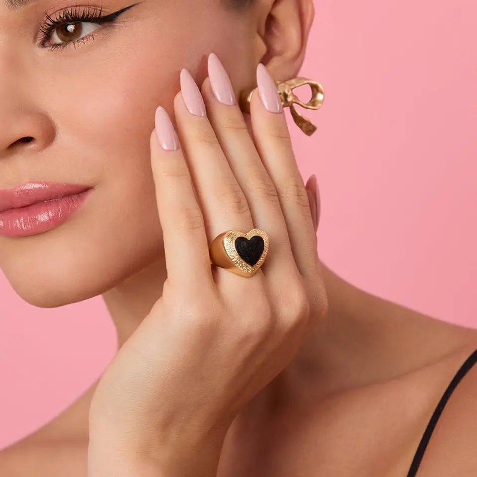 ANILLO CORAZÓN REMEDIOS NEGRO 1