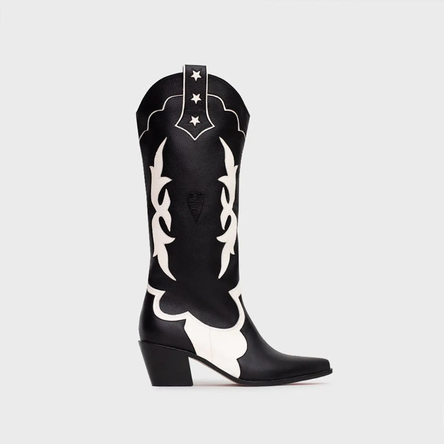 BOTA LUCKY HEARTS HUESO NEGRO 1