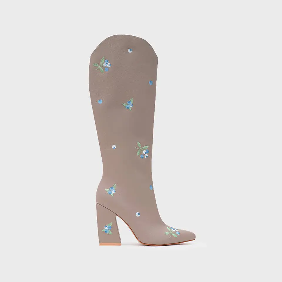 BOTA NINETTE BLUEBERRY CAFÉ 1